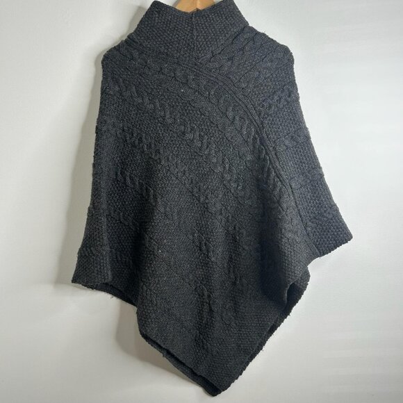 Inis Crafts Aran Crafts Poncho M/L Gray 100% Merino Wool Knit Fisherman Irish - Picture 4 of 10